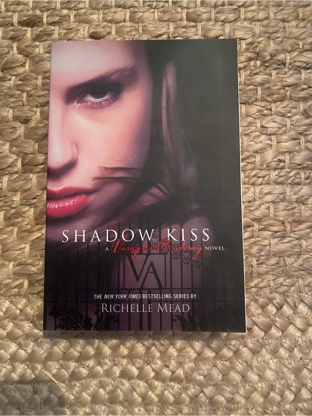 Vampire Academy Series - Picture 4 of 7